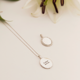 Cadena con placa Mamá